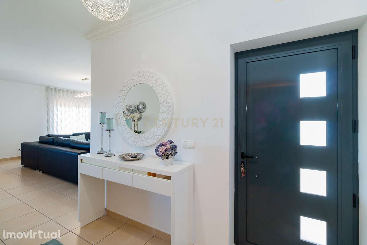 Moradia T3 Isolada | Design Moderno no Montes - Grande imagem: 2/33