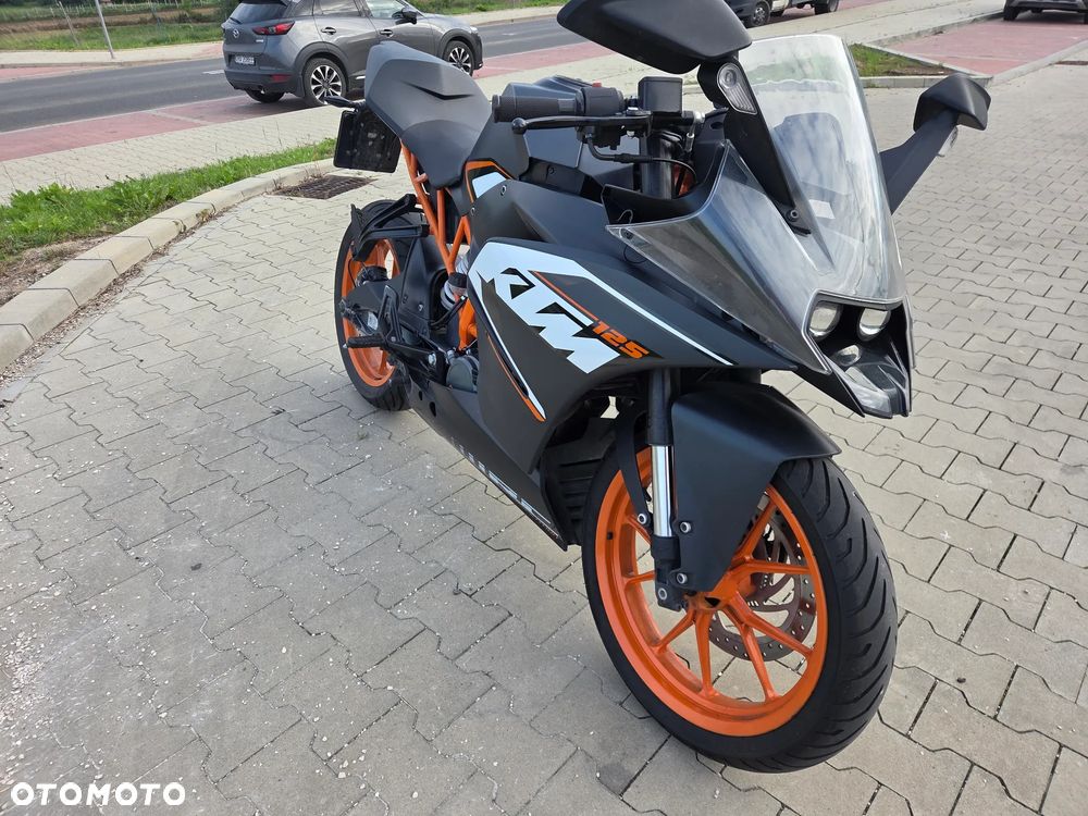 KTM RC 125 - 8