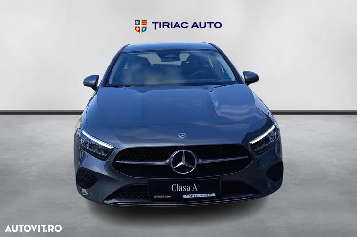 Mercedes-Benz A 180 7G-DCT - 3
