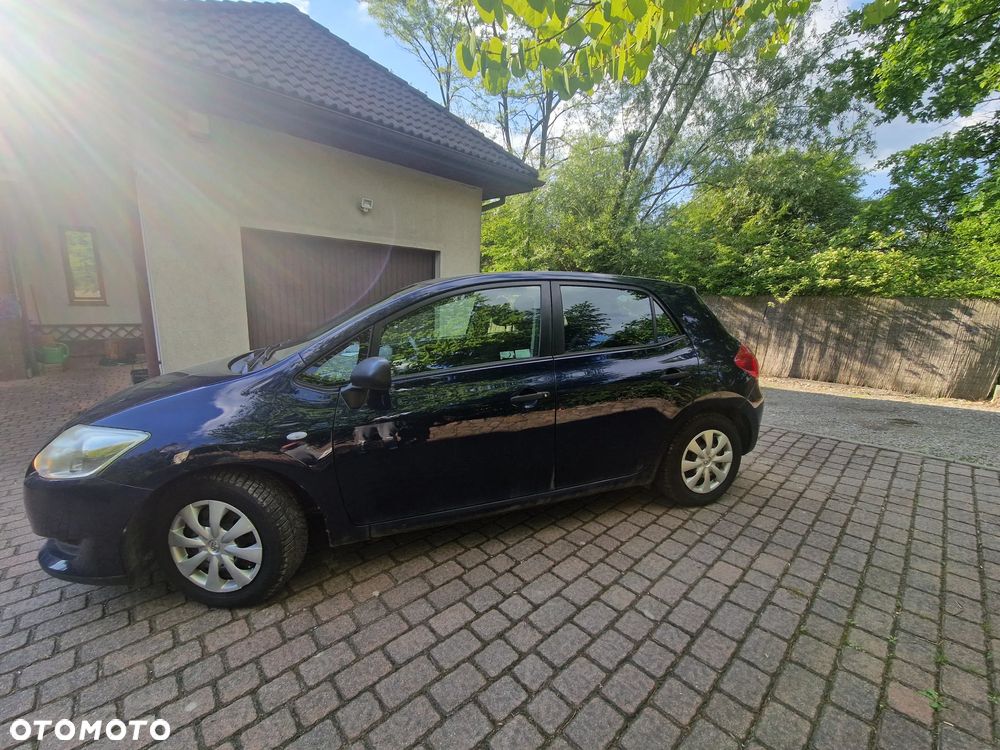 Toyota Auris - 3