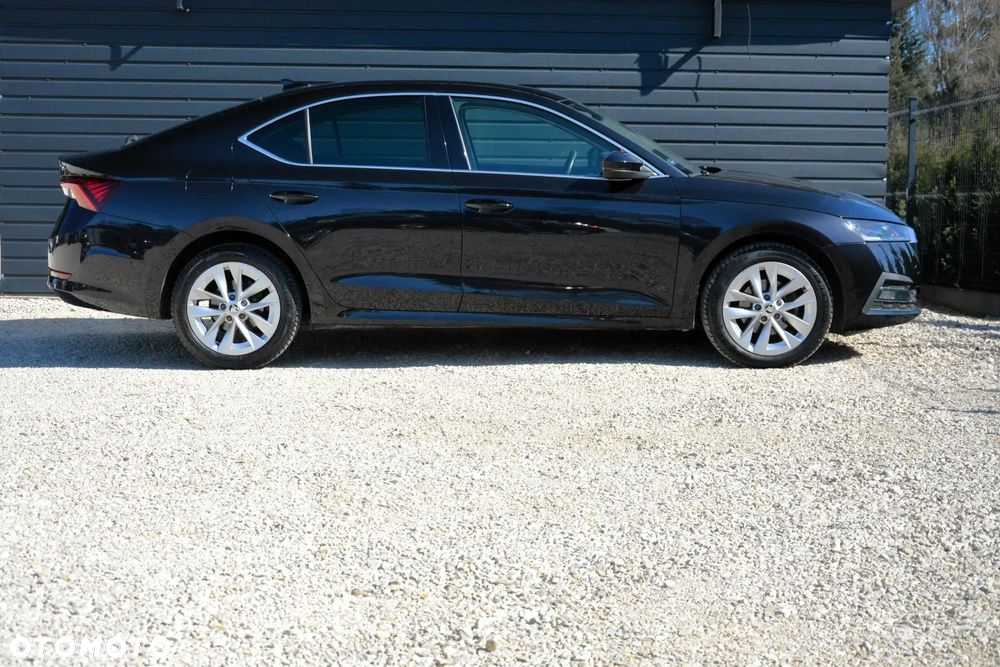 Skoda Octavia 2.0 TDI Style DSG - 8