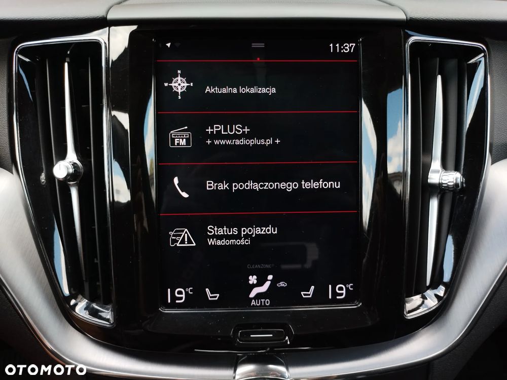 Volvo XC 60 D5 AWD Momentum - 7