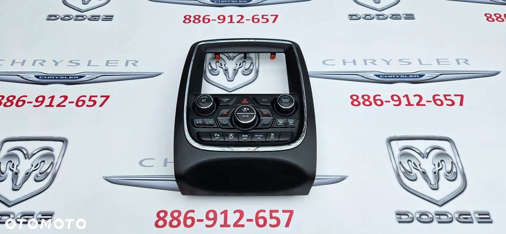 Dodge Durango III LIFT 2014-2017 Panel klimatyzacji AC Panel sterowania nawiewem Ramka wyświetlacza radia pod duży wyświetlacz DUŻE RADIO P68253735AH - 1