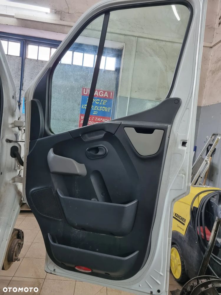 DRZWI PRAWE KOMPLETNE  MASTER III MOVANO B  NV400 2.3 10r.+ - 4