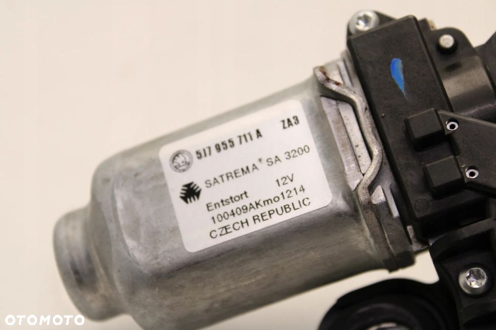 SKODA FABIA II LIFT HB 10R- SILNICZEK MECHANIZM WYCIERACZKI TYŁ 5J9955711A - 2