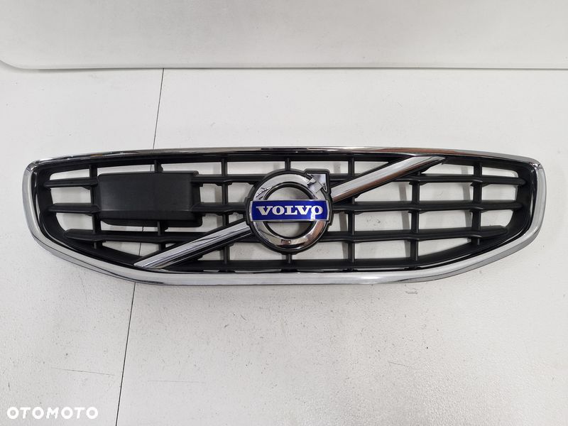 VOLVO S60 2 II GRILL ATRAPA ZDERZAKA PRZÓD PRZEDNIA 30795040 - 1