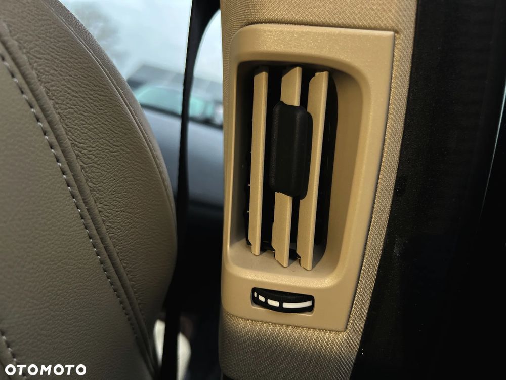 Volvo XC 60 D4 Geartronic Summum - 23