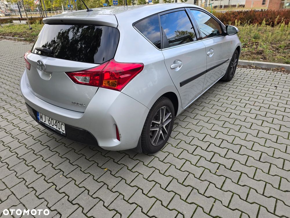 Toyota Auris - 9