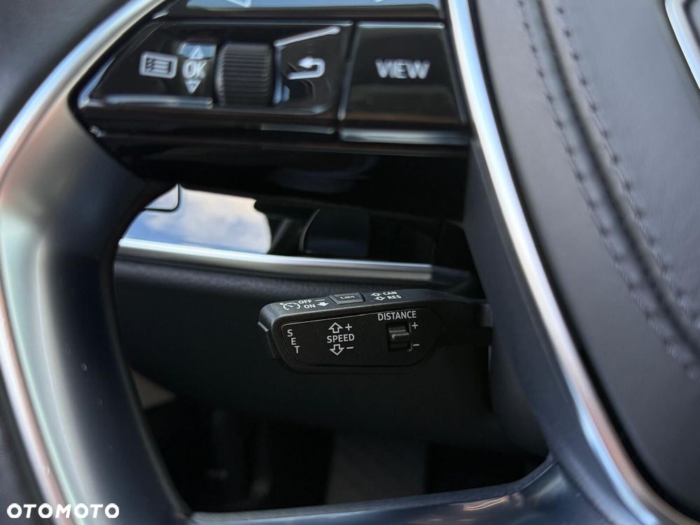 Audi A8 - 34