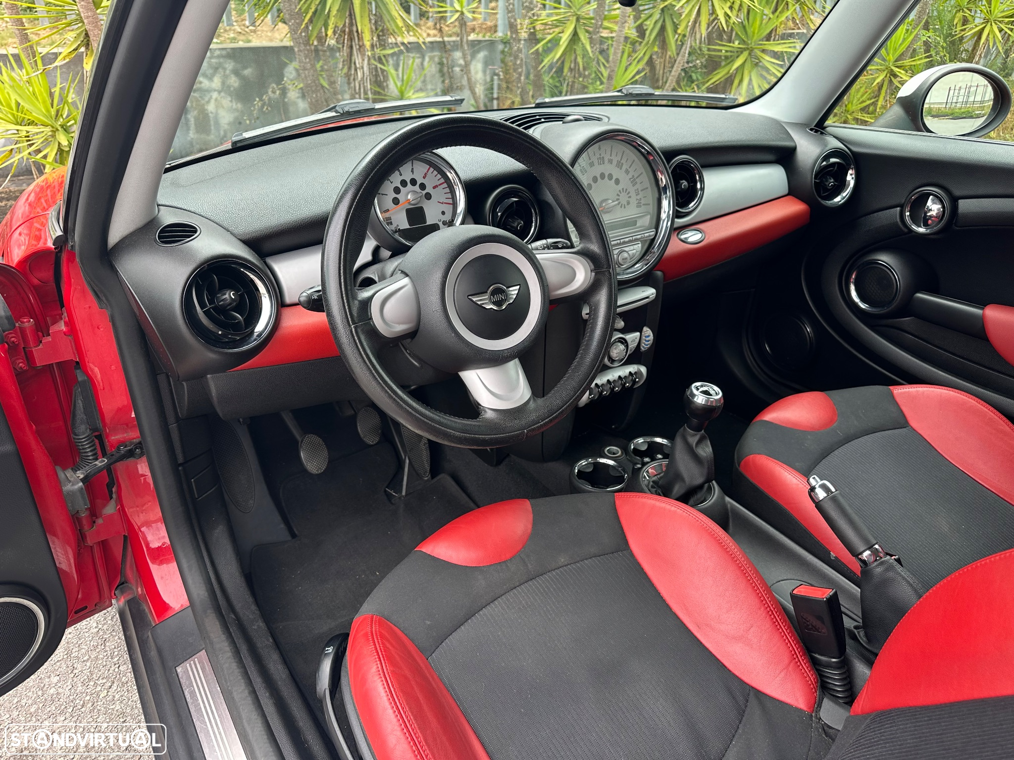MINI 3 Portas Cooper D - 10