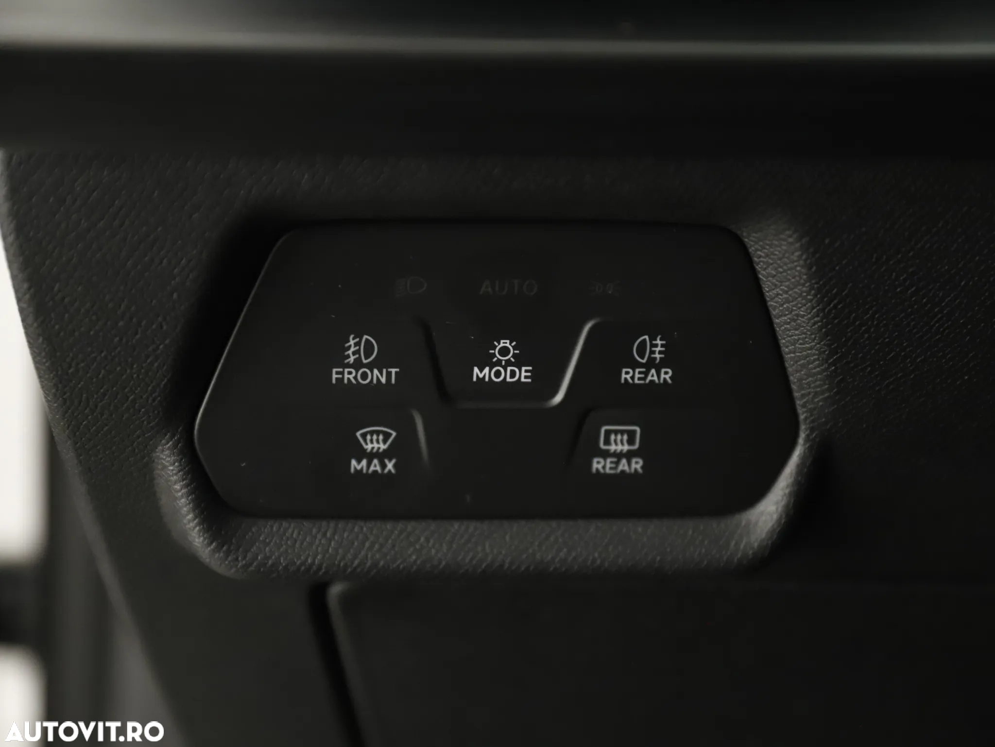 Cupra Formentor 1.4 e-Hybrid DSG - 23