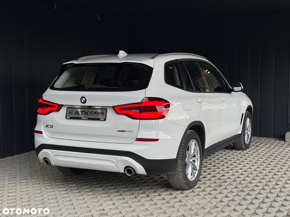 BMW X3 xDrive20i GPF Advantage - 5