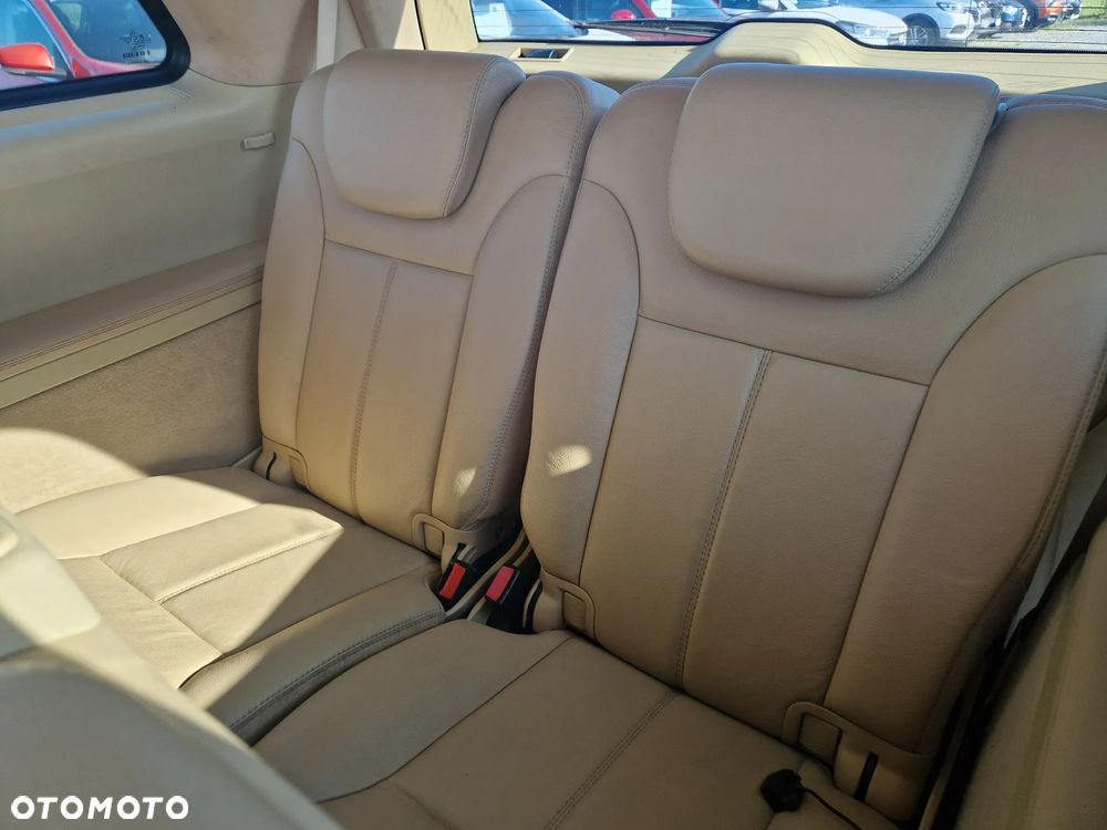 Mercedes-Benz GL 500 - 26