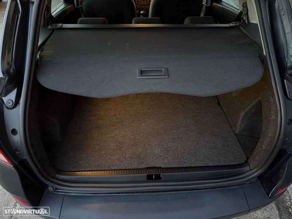 Renault Clio Break 1.2 16V Dynamique - 25