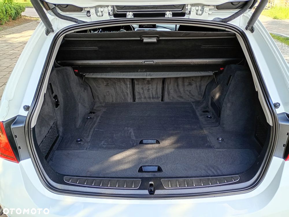 BMW Seria 3 318d DPF - 25