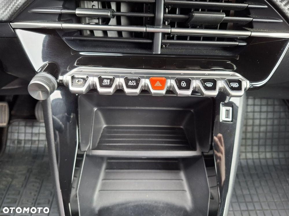 Peugeot 208 1.2 PureTech Active Pack S&S - 26