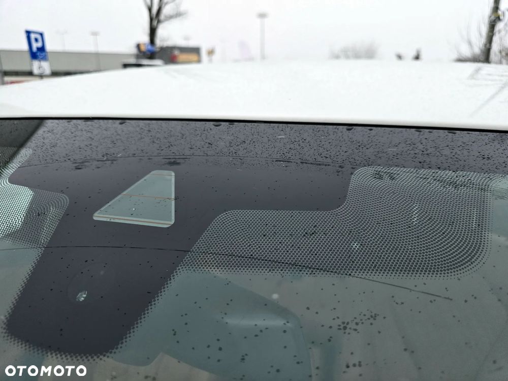 BMW Seria 5 518d Luxury Line sport - 10