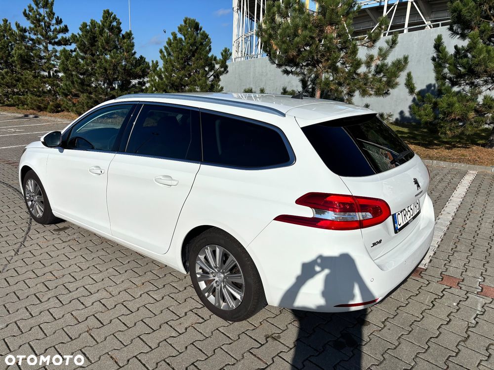 Peugeot 308 1.5 BlueHDi Allure S&S EAT8 - 4