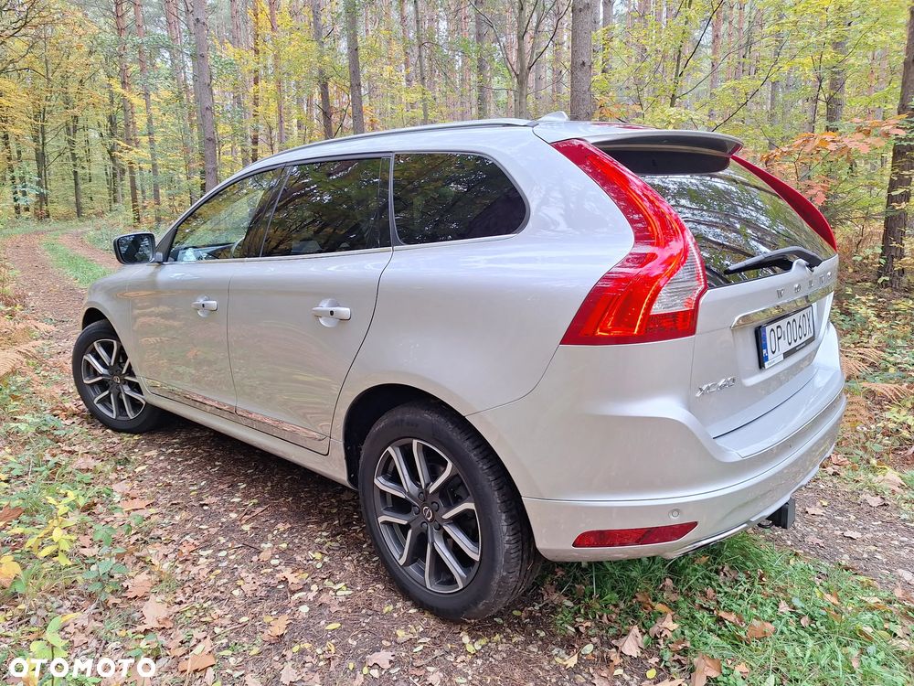 Volvo XC 60 T5 AWD Drive-E Summum - 4