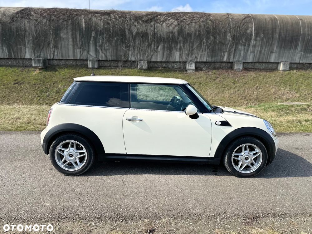 MINI ONE - 4