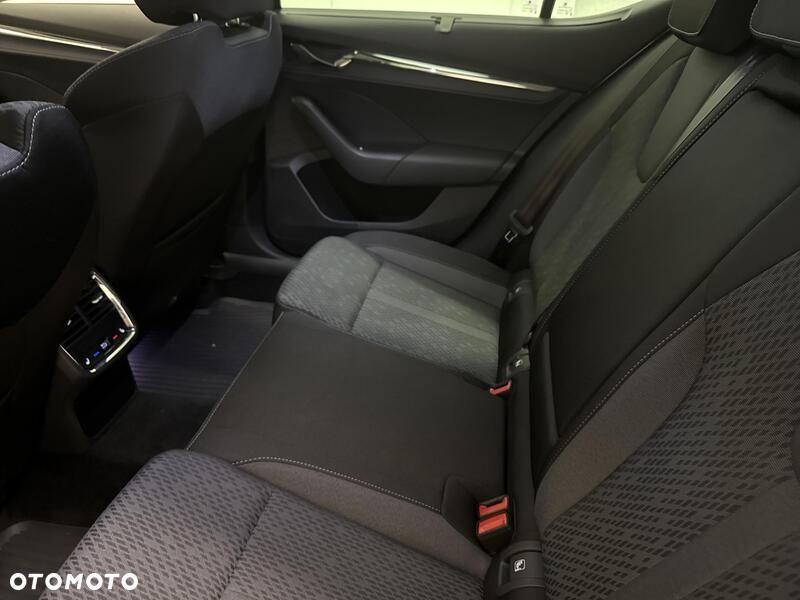 Skoda Octavia 2.0 TSI 4x4 Style DSG - 20