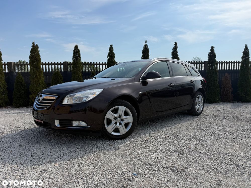 Opel Insignia - 1