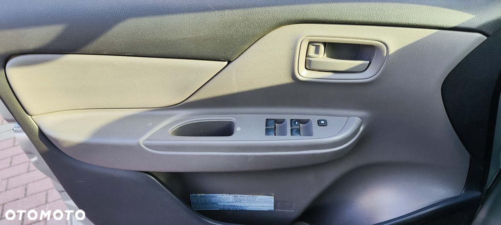 Mitsubishi L200 Pick Up 4x4 S&S Double Cab Basis - 20