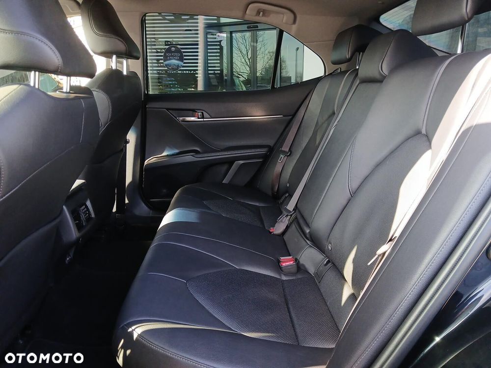 Toyota Camry 2.5 Hybrid Executive CVT - 15