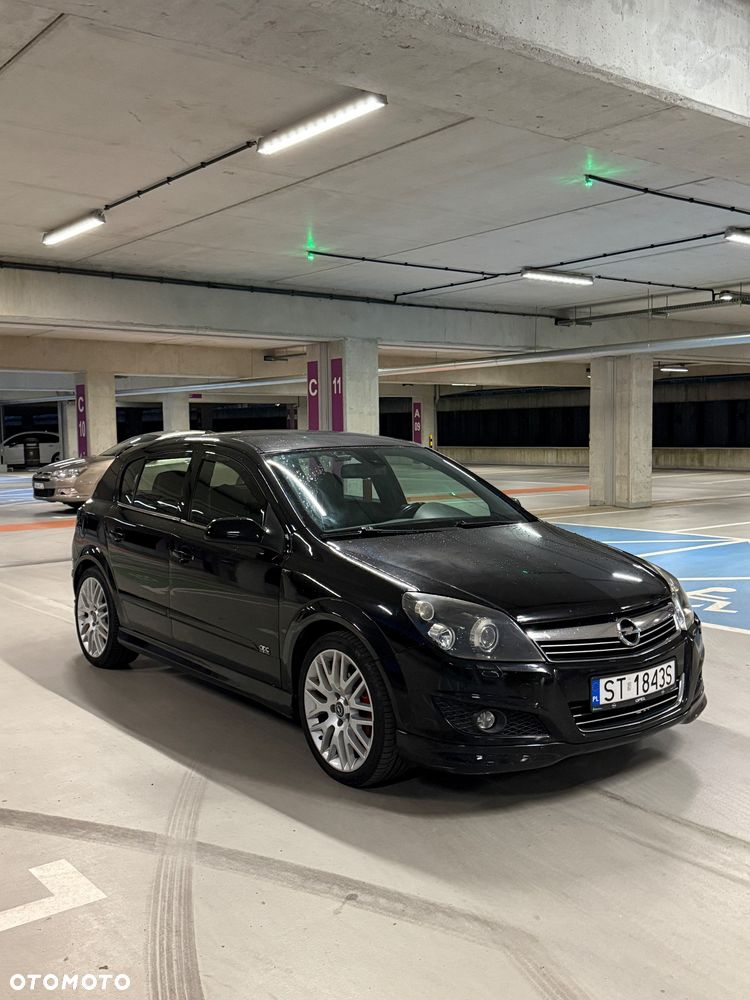 Opel Astra 1.6 Essentia - 1