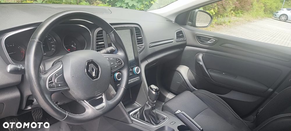 Renault Megane ENERGY TCe 130 EXPERIENCE - 29