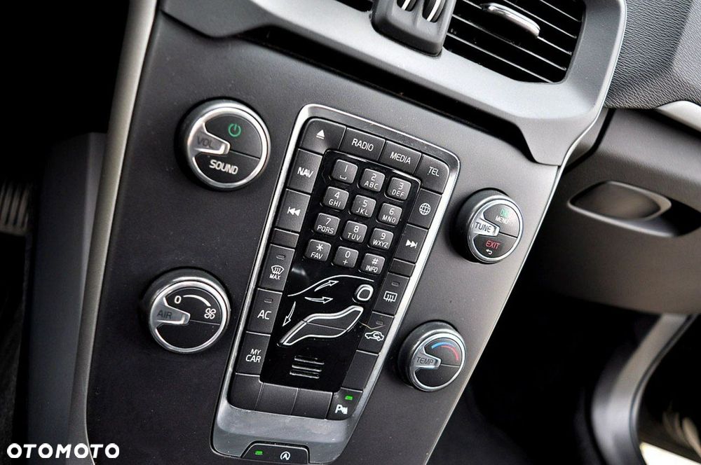 Volvo V40 D2 Drive-E Momentum - 15