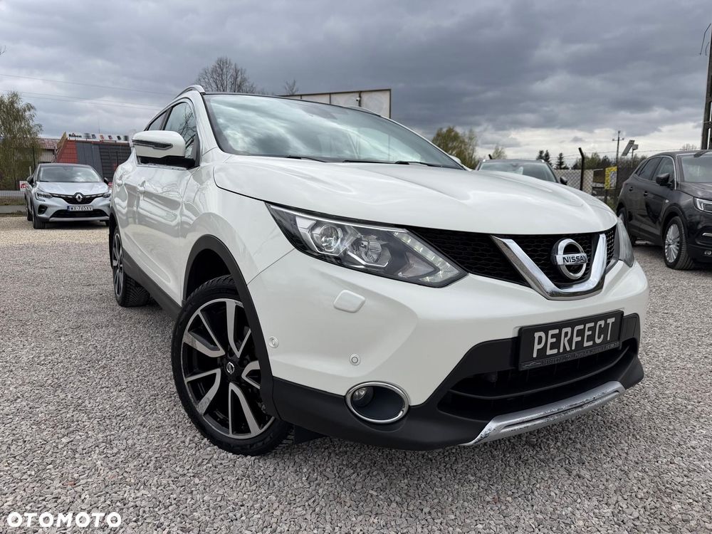 Nissan Qashqai 1.6 DCi Tekna EU6 - 16