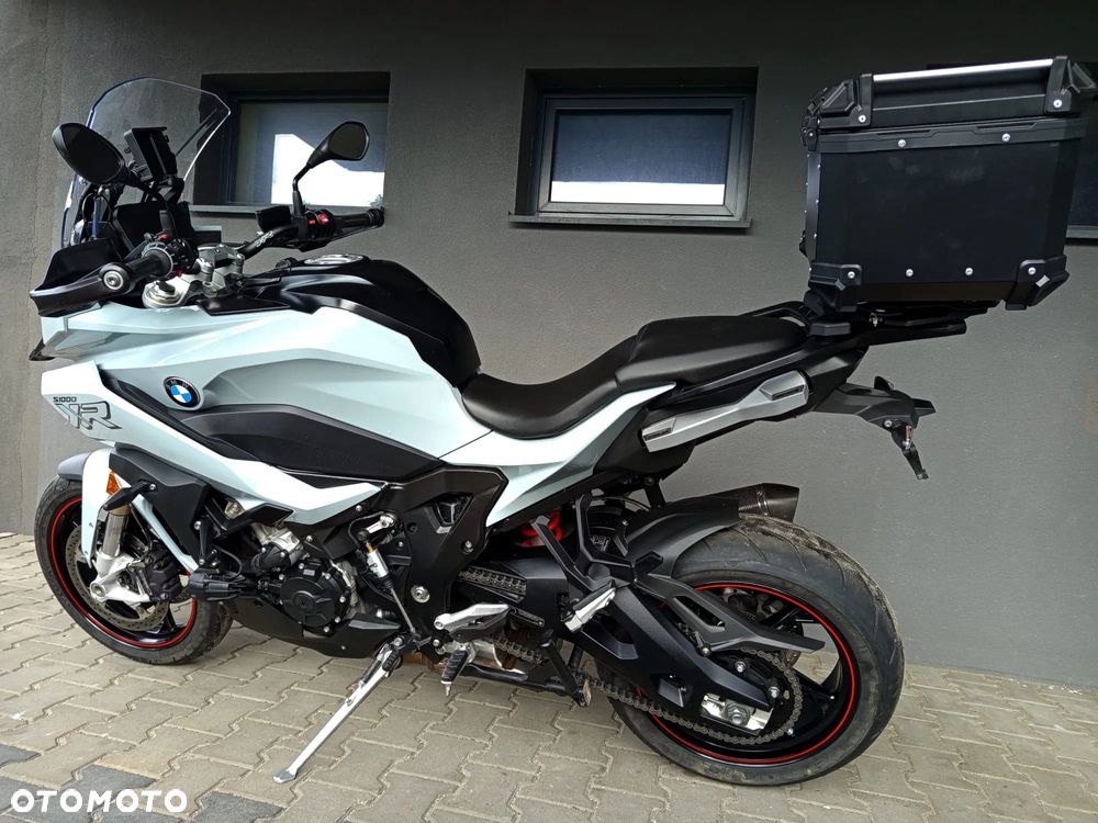 BMW S - 13