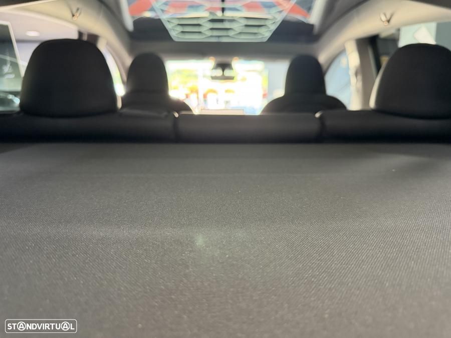 Tesla Model Y Long Range Dual Motor AWD - 20