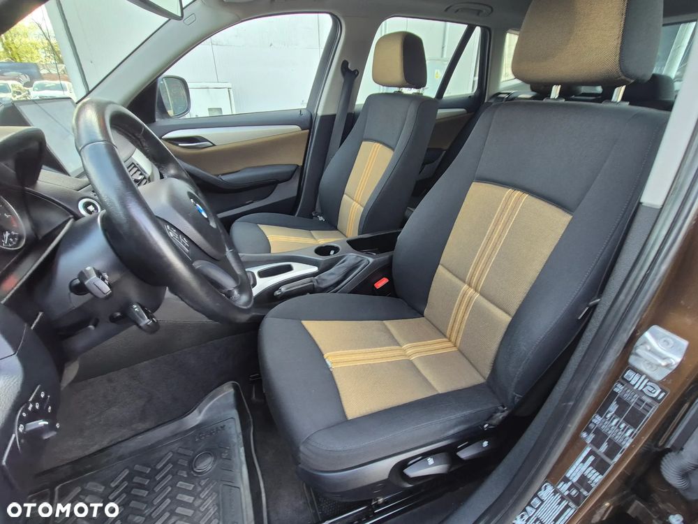 BMW X1 xDrive20d - 26