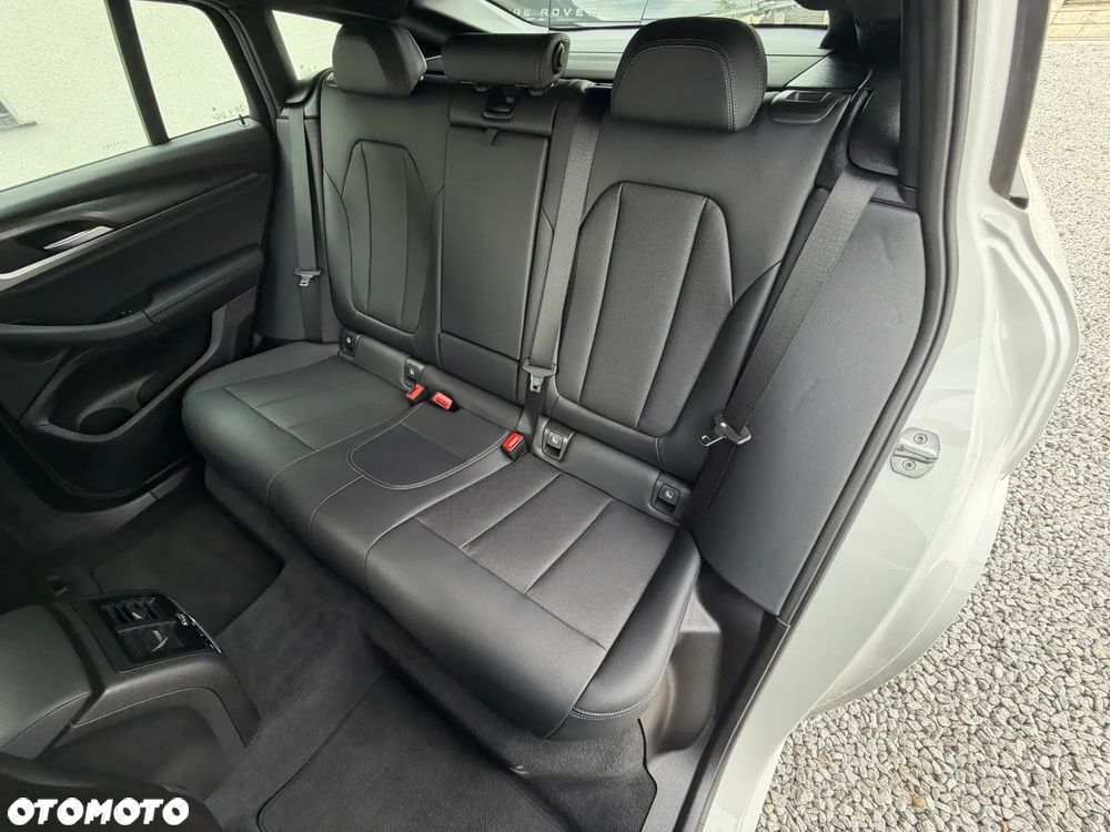 BMW X3 - 33
