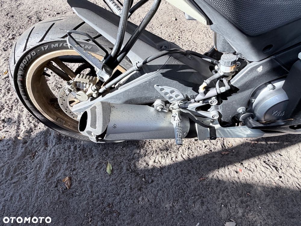 Yamaha R125 - 4