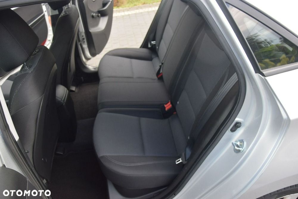 Hyundai i30 blue 1.6 GDI Trend - 29