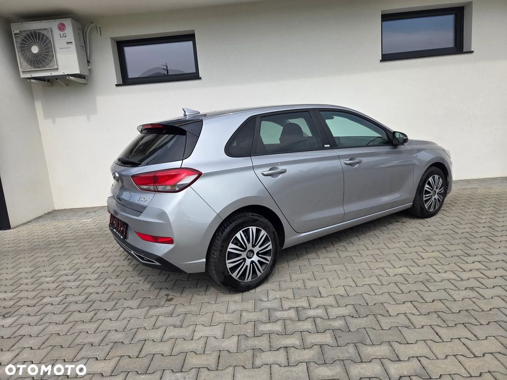 Hyundai i30 - 19