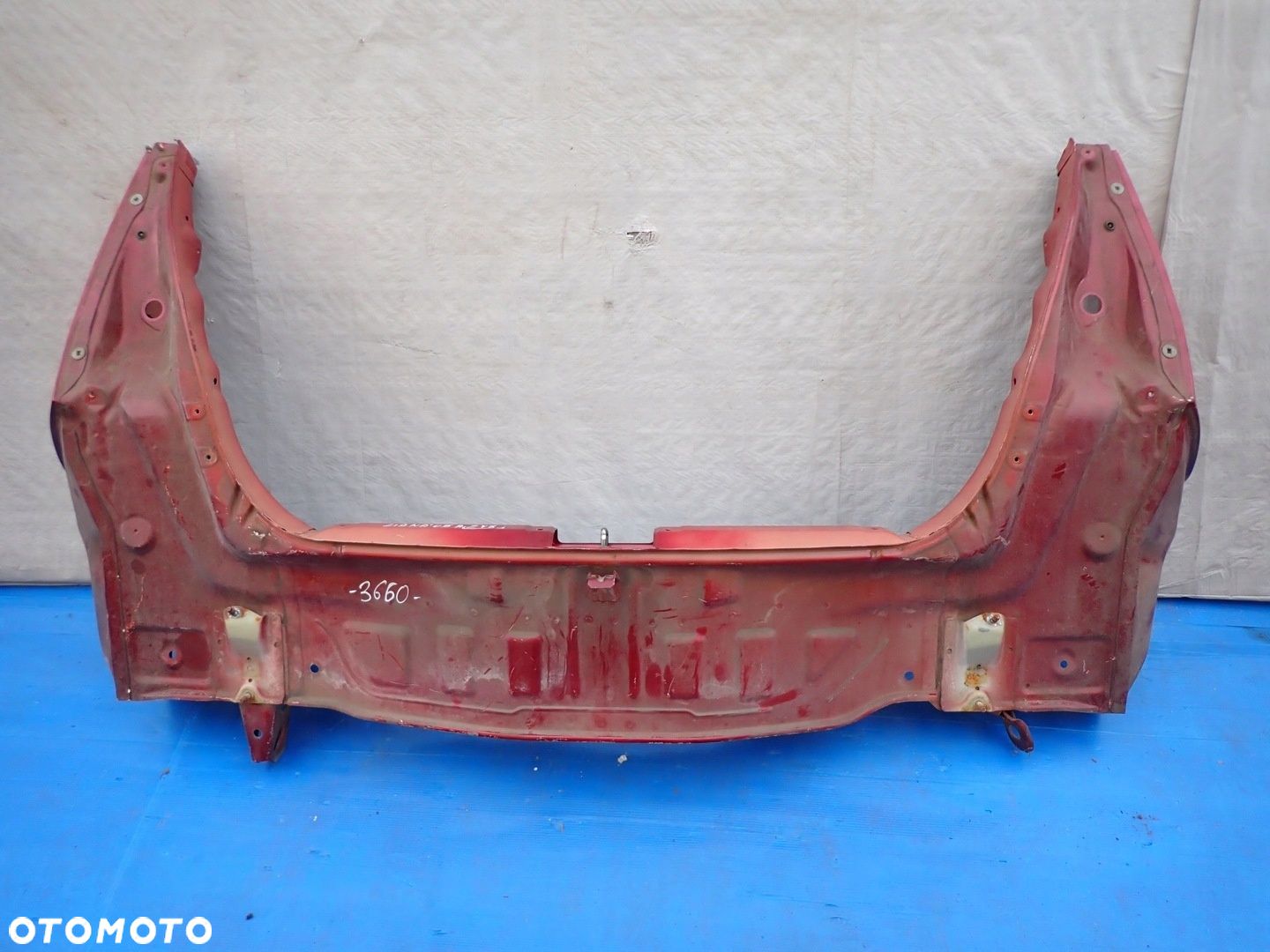 SUZUKI LIANA 01-07 PAS TYLNY - 1