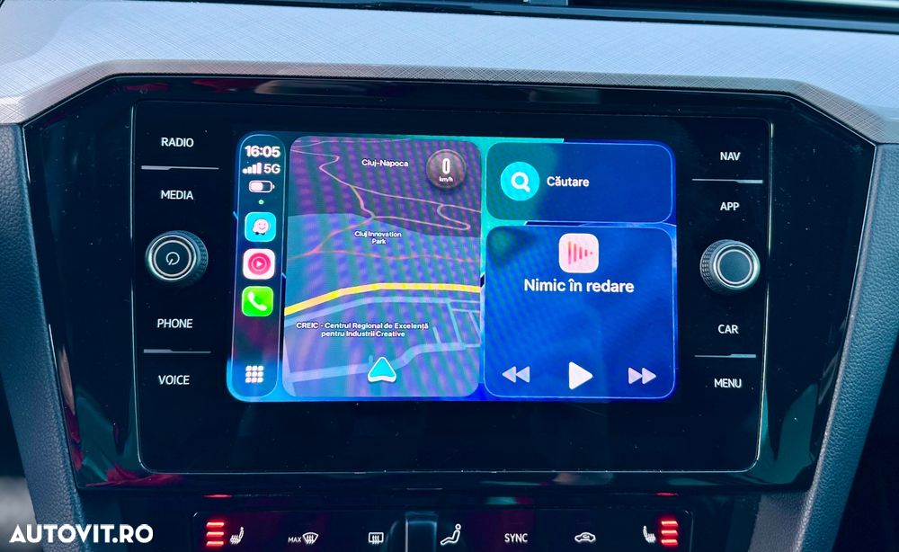 Volkswagen Passat Variant 2.0 TDI SCR DSG Elegance - 20