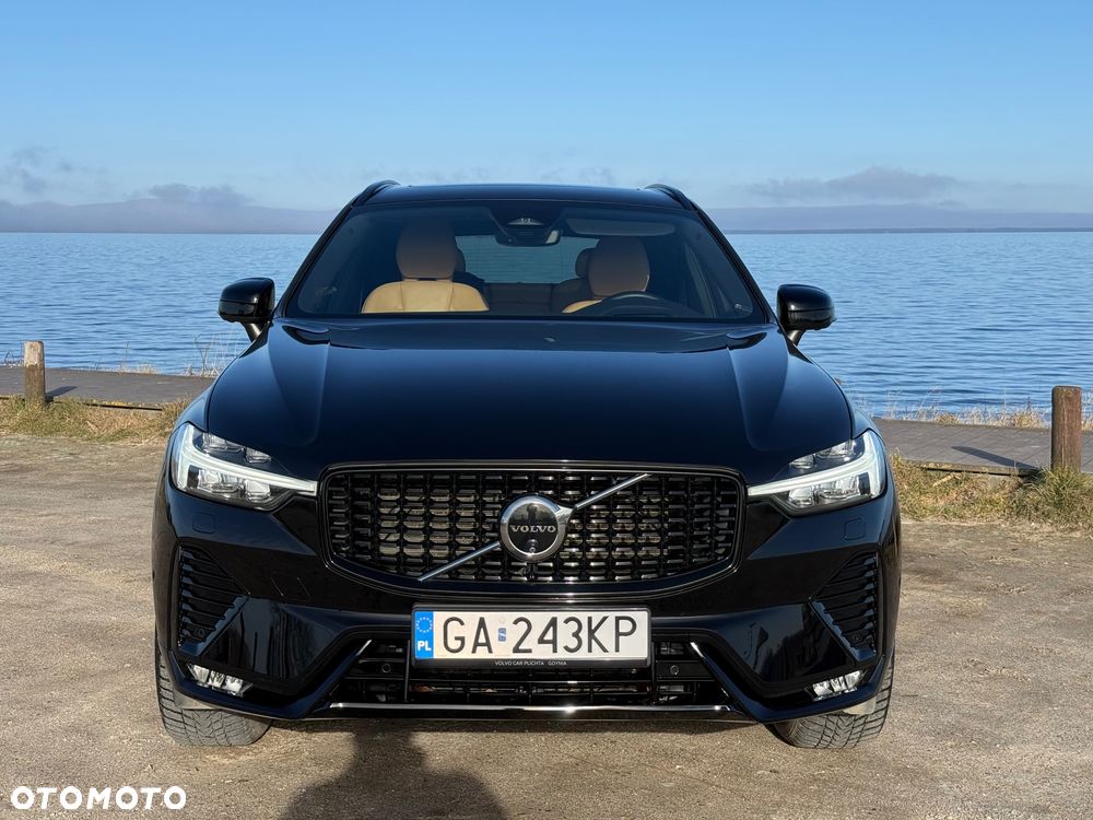 Volvo XC 60 B5 B AWD Ultimate Dark - 2