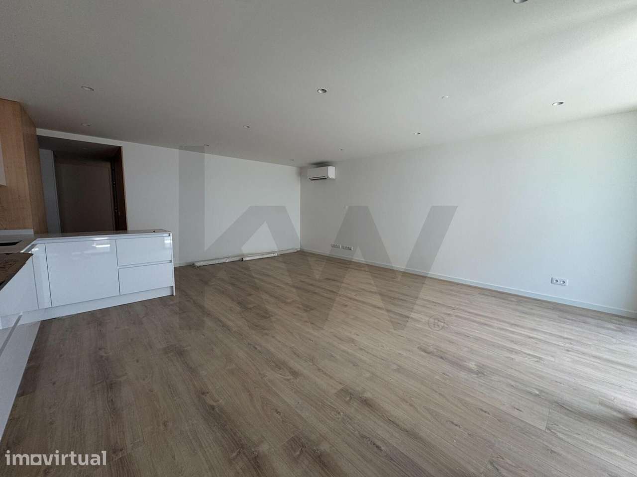 Apartamento T3 junto à Ria , COM VARANDA, para vender em Aveiro - Grande imagem: 4/20