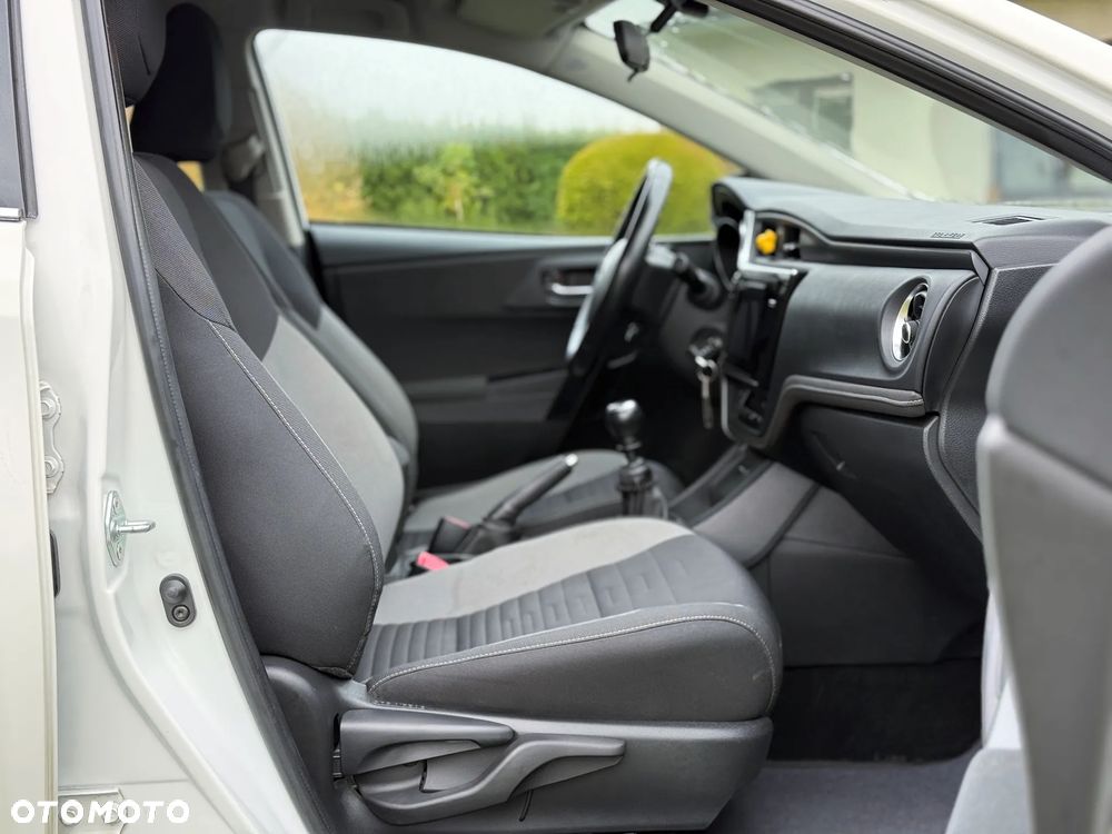Toyota Auris 1.2 T Comfort - 14