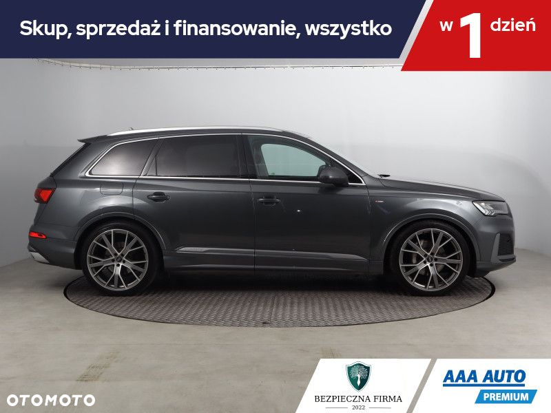 Audi Q7 - 7