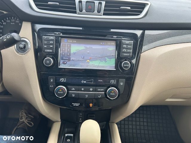 Nissan X-Trail 2.0 dCi Tekna 4WD Xtronic - 10