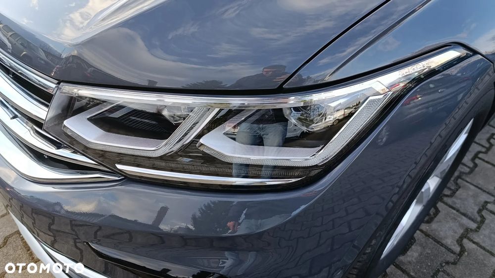 Volkswagen Tiguan - 2