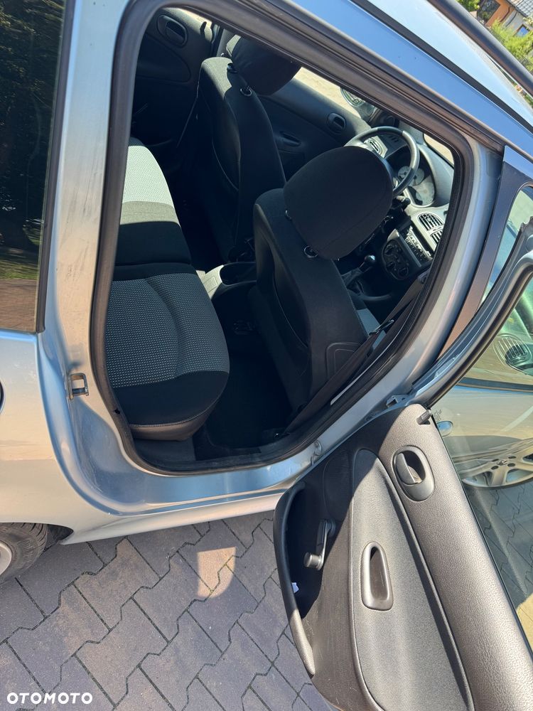 Peugeot 206 1.4 HDi Happy - 16
