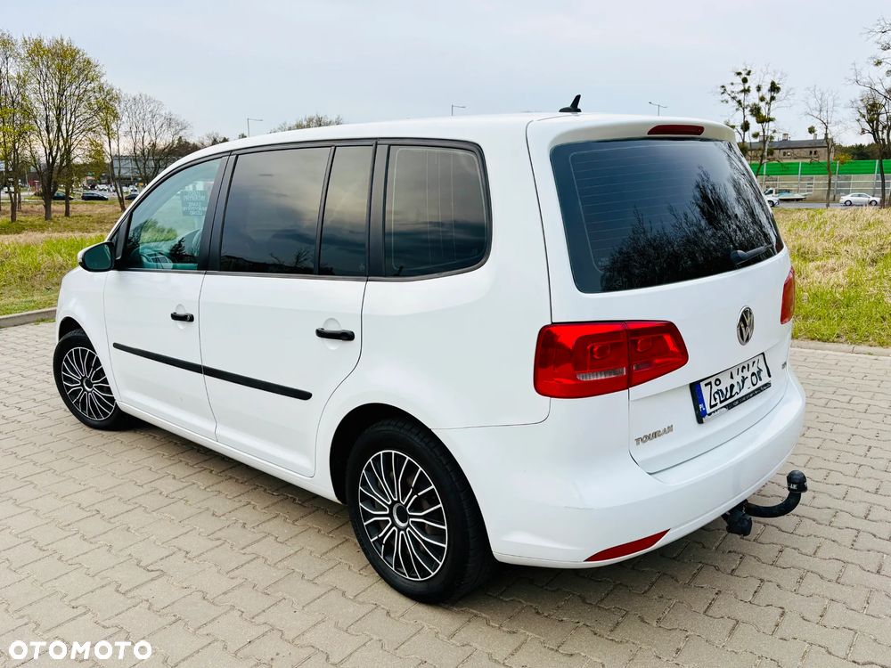 Volkswagen Touran - 2