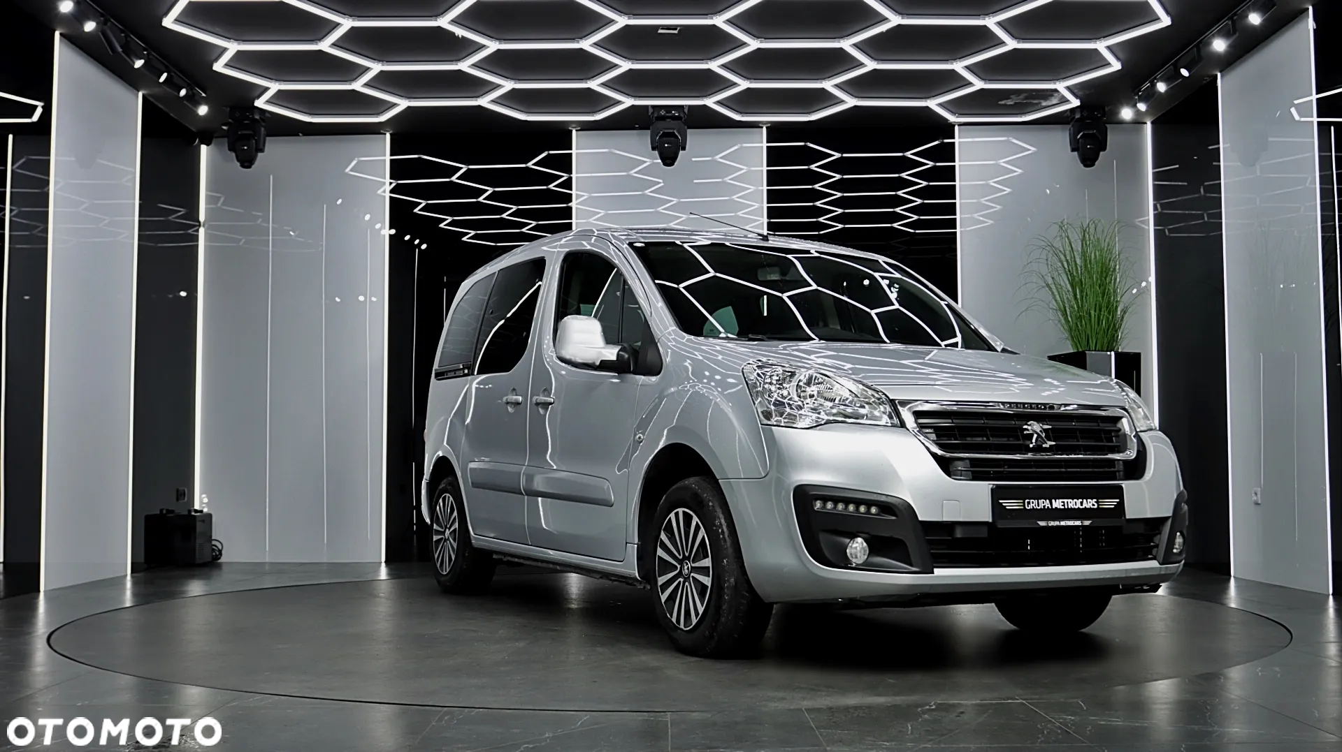 Peugeot Partner 1.6 BlueHDi Active - 11